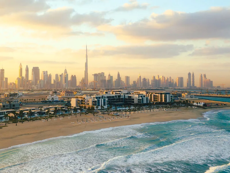 Unveiling the Wonders of UAE Tourism: From Deserts to Skyscrapers